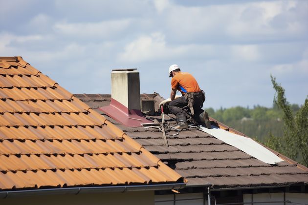 Hagyományos kémény bádogozása. kémény bádogozás az ország teljes területén